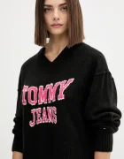 Tommy Jeans Пуловер с вълна в черно DW0DW21711