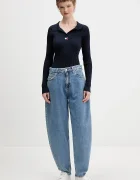Tommy Jeans Пуловер в тъмносиньо от лека материя DW0DW22036