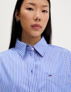 Tommy Jeans риза дамска от памук синя DW0DW22936