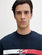 Tommy Jeans суичър мъжки от памук тъмносин DM0DM23019