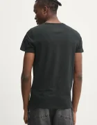 Tommy Jeans тениска мъжка от памук черна DM0DM04411