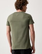 Tommy Jeans тениска мъжка от памук зелена DM0DM04411