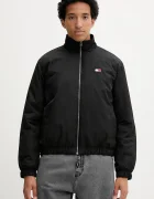 Tommy Jeans Яке в черно преходен модел DM0DM21936