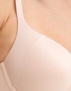 Triumph сутиен Body Make-Up Soft Touch бежов 10194318