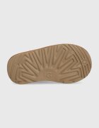 UGG апески за деца от велур CLASSIC ULTRA MINI бежови 1130750T