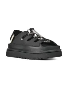 UGG Сандали W Goldenglow Toggle в черно с платформа 1179370.BLK