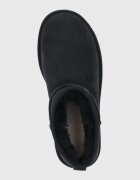UGG Велурени апрески Classic Ultra Mini в черно 1116109.BLK
