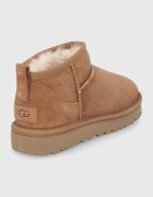 UGG Велурени апрески Classic Ultra Mini в кафяво 1116109-CHE