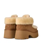 UGG Велурени боти Esmee Lace Up в кафяво с дебел ток с изолация 1171532.CHE