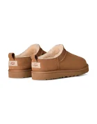 UGG Велурени чехли M Classic Micro в кафяво 1180190.CHE