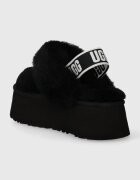 UGG Велурени чехли W FUNKETTE в черно 1113474 BLK