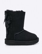 UGG Зимни обувки в черно