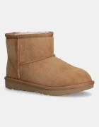 UGG Зимни обувки в кафяво