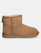 UGG Зимни обувки в кафяво