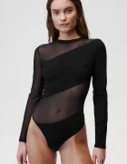 Undress code Боди Thong в черно с изчистен дизайн 804