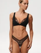 Undress code Сутиен Innamorata Bra в черно от дантела с изчистен дизайн 546