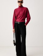 United Colors of Benetton пуловер с ниско поло дамски с вискоза червен 135PD204S