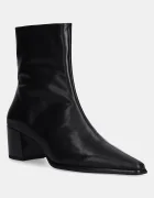 Vagabond Shoemakers Кожени боти GISELLE в черно с дебел ток 5854-001-20