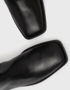 Vagabond Shoemakers Кожени ботуши Blanca в черно с висок ток
