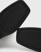Vagabond Shoemakers Кожени ботуши Blanca в черно с висок ток