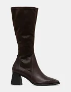 Vagabond Shoemakers Кожени ботуши HEDDA в кафяво с дебел ток 5602-202-35