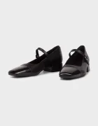Vagabond Shoemakers Кожени обувки с дебел ток DEBBI в черно с дебел ток 5918-002-92