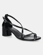 Vagabond Shoemakers Кожени сандали PIPER