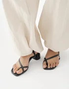 Vagabond Shoemakers сандали с дебел ток от кожа EVIE черни 6139-101-20