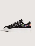 Vans Premium Old Skool Cocona Charms ниски кецове дамски черни ниски VN000EGYBPR1
