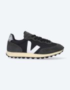 Veja Маратонки Rio Branco в черно RB0102367