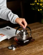 Vialli Design Цедка за чай 800 ml в сиво 1630