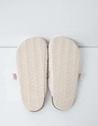 women'secret пантофи дамски с плюшена повърхност HW STRAP BIO бежови 4994448