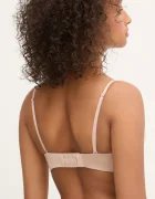 women'secret Сутиен в бежово с изчистен дизайн 4277809