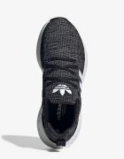 adidas Sportswear Swift Run 22 Shoes Black/White