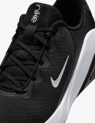 Nike Bella 7 Black / White
