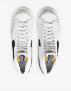 Nike Blazer Mid 77 Shoes White
