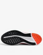 Nike Quest 5 Red/White