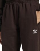 adidas Originals Свободен спортен панталон Essentials с джобове встрани Тъмнокафяв