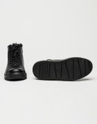 ARMANI EXCHANGE Кожени боти с цип встрани Черен