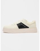 ARMANI EXCHANGE Спортни обувки от еко кожа с текстил - Мръснобял/Антрацитно черно