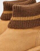 BEARPAW Велурени боти с лесно обуване Светлокафяв/Карамел