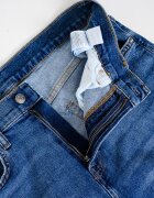 CALVIN KLEIN JEANS Дънкови слим бермуди с навит подгъв Син