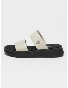 CALVIN KLEIN JEANS Кожени чехли с метален монограм - Черен/Светло