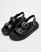 CALVIN KLEIN JEANS Кожени сандали с токи и равна подметка Черен