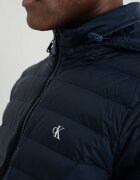 CALVIN KLEIN JEANS Ватирано яке с качулка Ултрамарин синьо