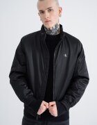 CALVIN KLEIN JEANS Яке с цип и джобове Черен
