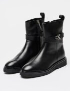 CALVIN KLEIN Кожени боти с метално лого Черен