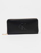 CALVIN KLEIN Портмоне от еко кожа с цип и релефно лого Черен
