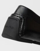 CALVIN KLEIN Равни кожени мокасини Черен