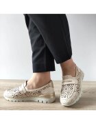 Caspian Дамски перфорирани обувки 6600 Beige - бежови
